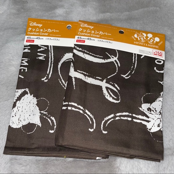 🧁 Disney x Daiso Mickey Minnie Cushion Covers - Picture 1 of 4